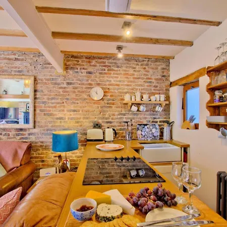 2 Bed In Oc-w014 Feriehus *