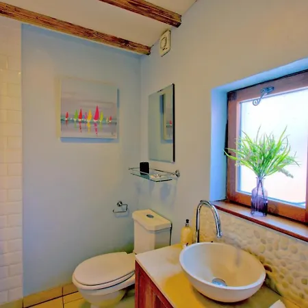 2 Bed In Oc-w014 Holiday home Whitby