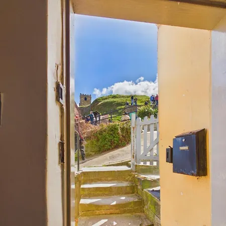 2 Bed In Oc-w014 Feriehus