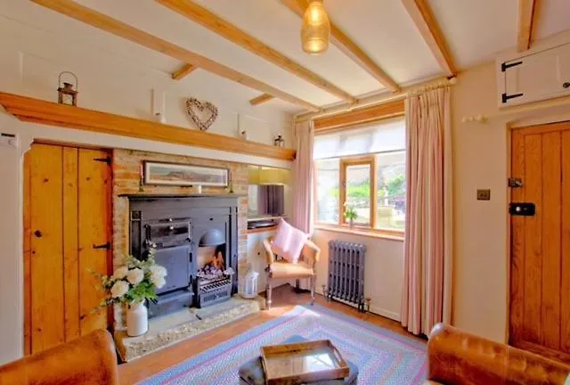 2 Bed In Oc-w014 Whitby